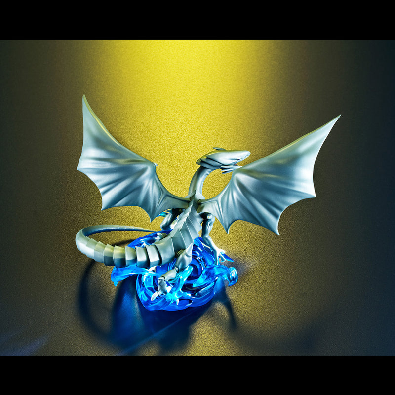 Yu-Gi-Oh! - Monsters Chronicle Duel Monsters - Blue Eyes White Dragon