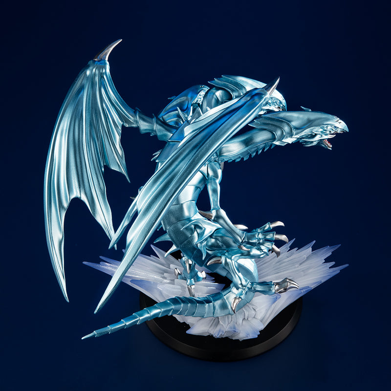 Yu-Gi-Oh! - Monsters Chronicle Duel Monsters - Blue Eyes Ultimate Dragon Figure