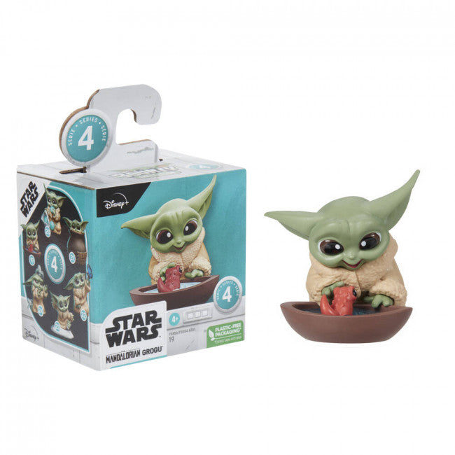 Star Wars The Bounty Collection: The Mandalorian - Grogu (The Child) Collectible Figures Series 4 Assortment