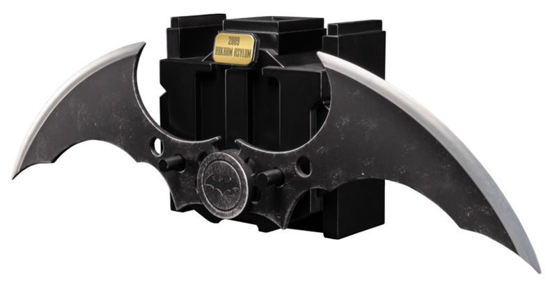 Batman: Arkham Asylum - Batarang Metal Replica