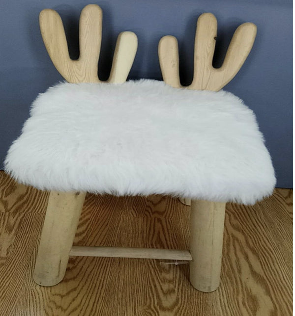 Reindeer Stool (DY187016)