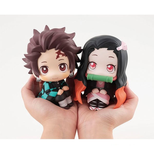 Demon Slayer: Kimetsu No Yaiba - Look Up Series - Tanjiro Kamado Figure