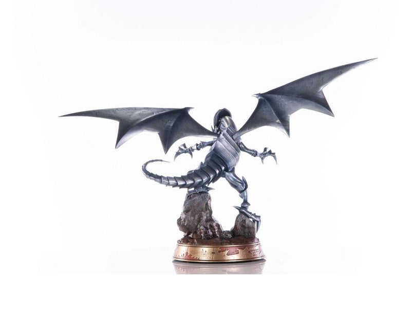 Yu-Gi-Oh! - Blue Eyes White Dragon (Silver) PVC Statue