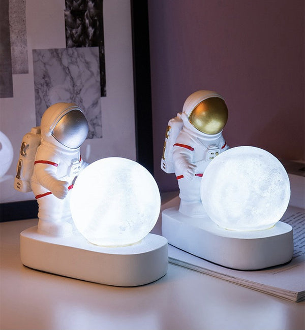 Astronaut Moon Lamp