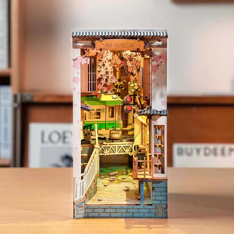 Robotime Rolife DIY Book Nook Sakura Densya
