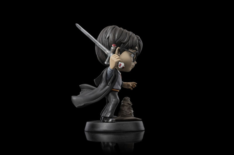 Harry Potter - Harry Potter with Sword of Gryffindor Minico Vinyl Figure