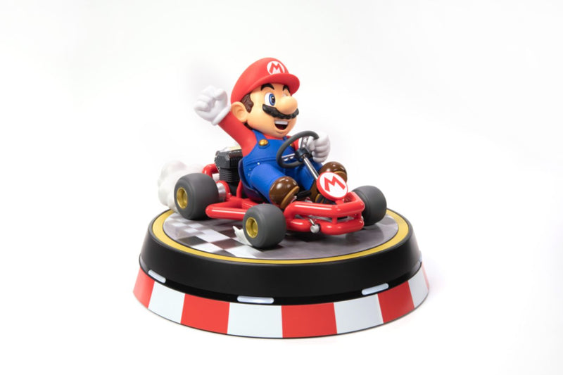 Mario Kart - Mario PVC Statue (Collector's Edition)