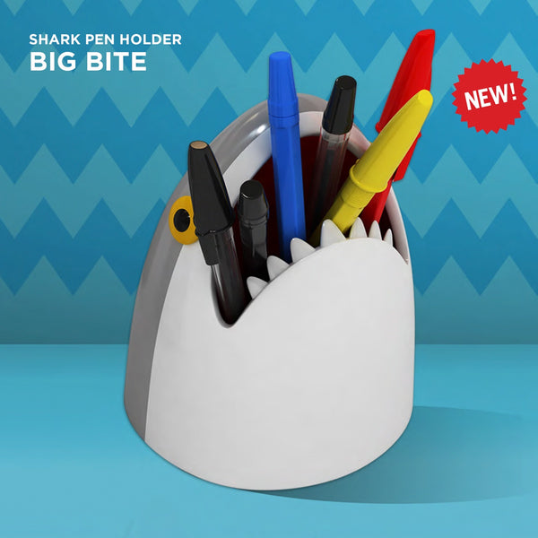 Mustard – Big Bite Shark Pen Pot