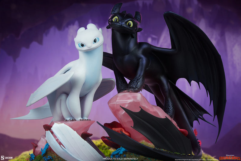 How to Train Your Dragon - Light Fury Statue