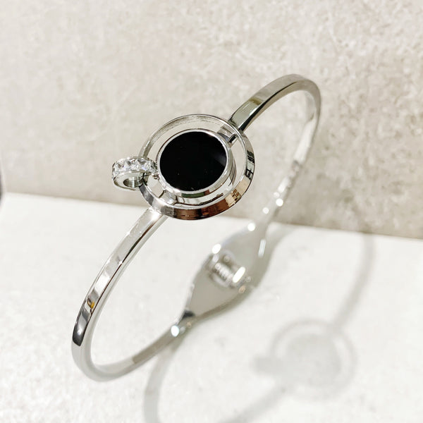 Olympia Bangle